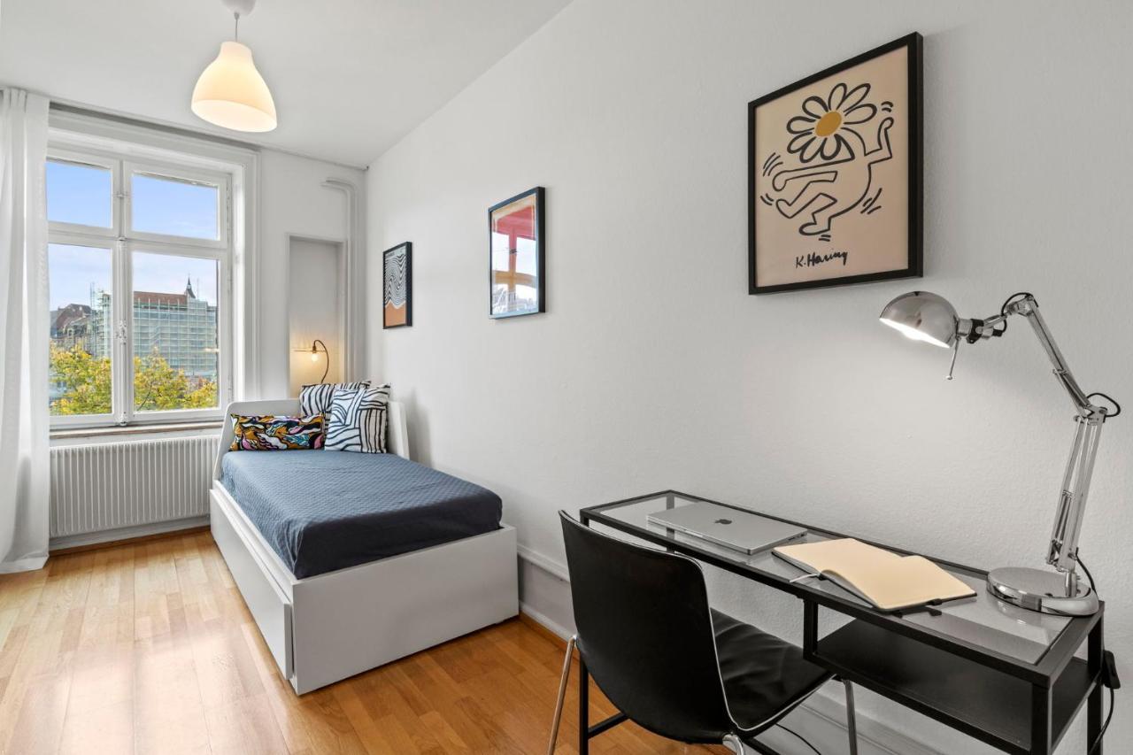 True Basel - Stadtwohnung I Rheinblick Appartement *